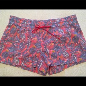 Vineyard Vines Shorts size Small